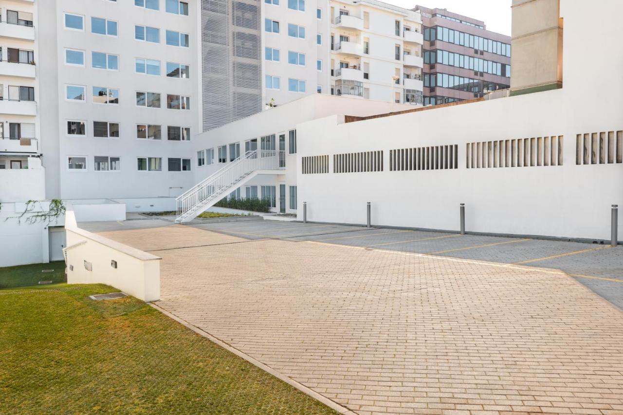 Yotel Porto Bagian luar foto