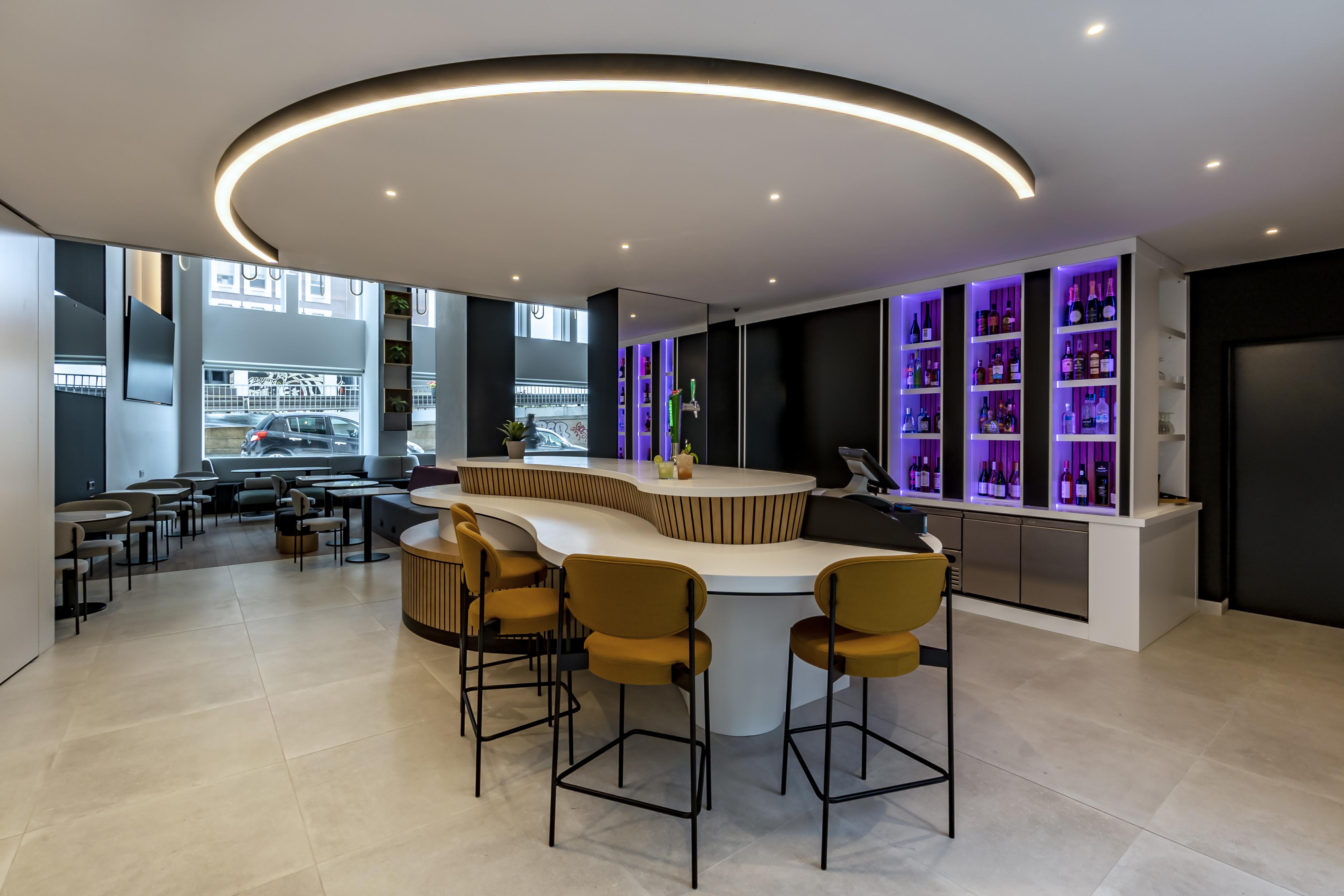 Yotel Porto Bagian luar foto