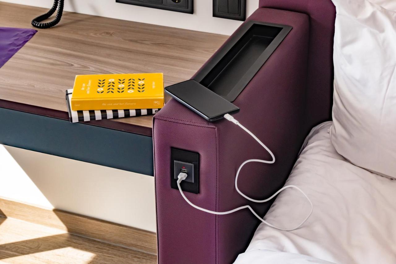 Yotel Porto Bagian luar foto