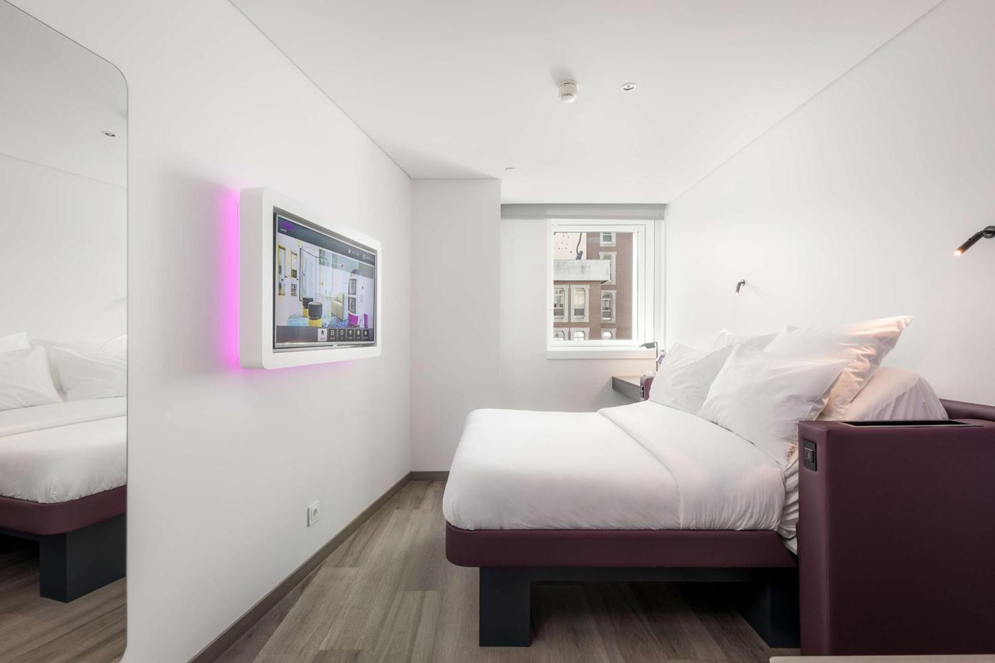 Yotel Porto Bagian luar foto